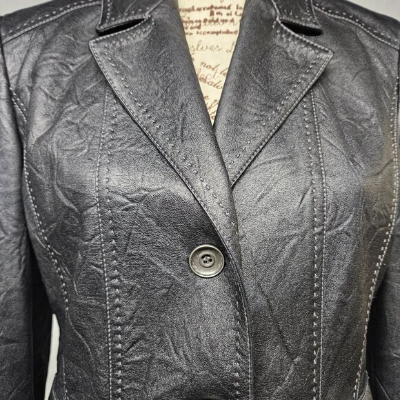 Faux leather blazer - Picture 2 of 8
